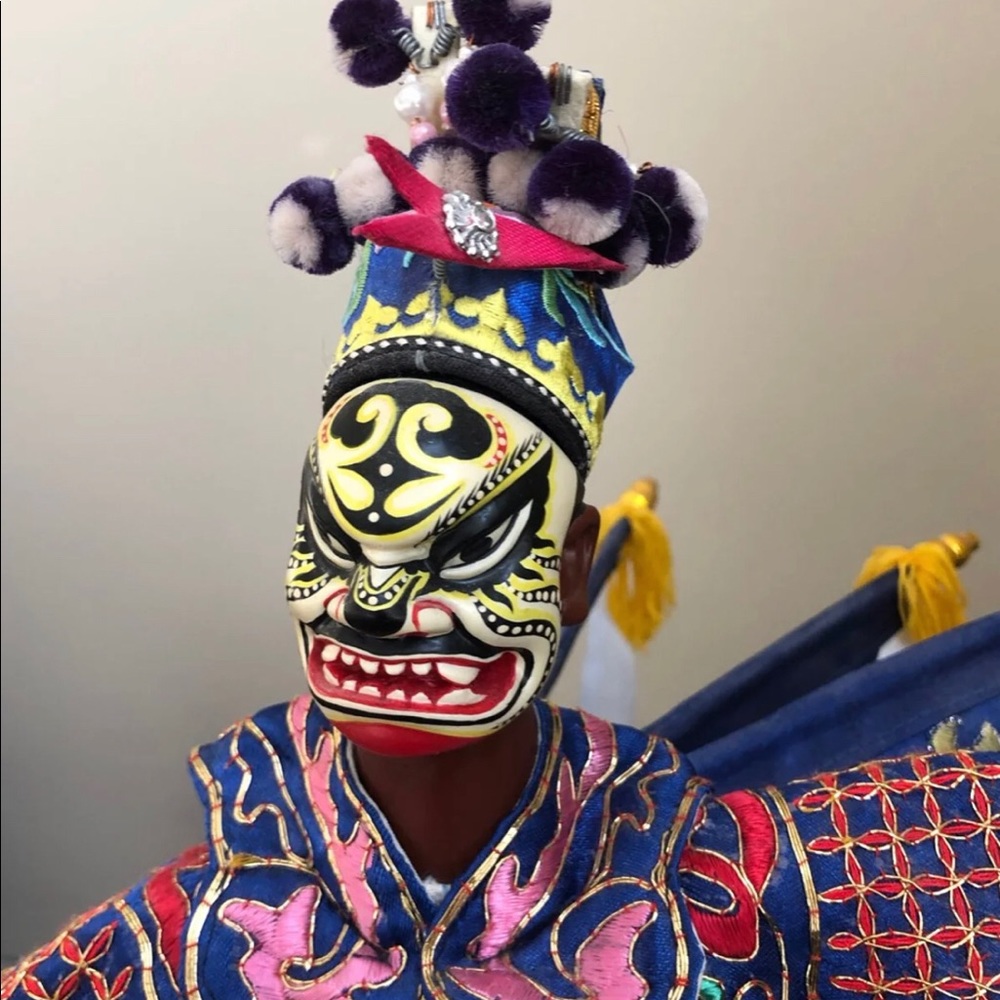 Authentic Chinese Opera Doll - Picture 3 of 4